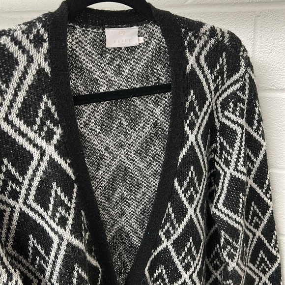 Kaffe Cozy Geometric Print Longline Cardigan - Picture 2 of 3
